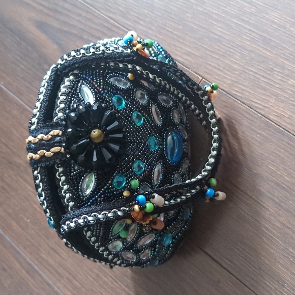 Handmade Beaded & Rhinestone Handbag - Picture 5 of 12